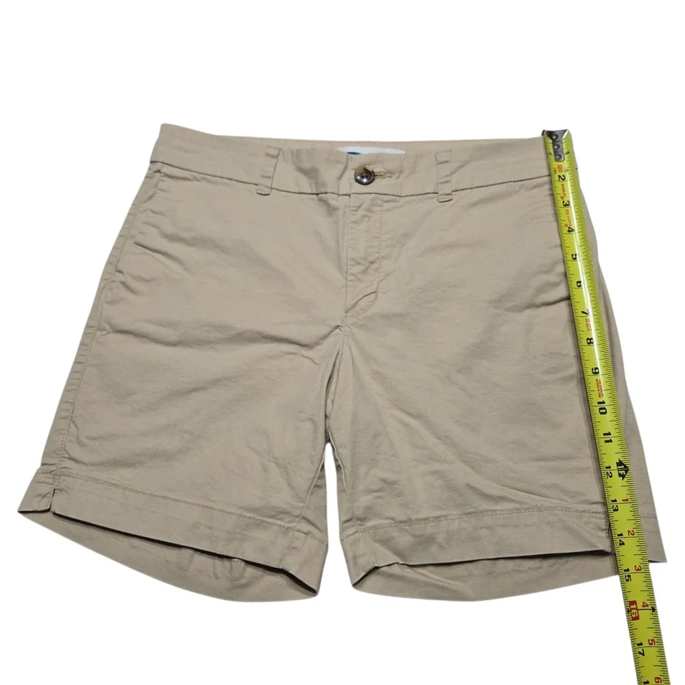 Old Navy Everyday Shorts Womens 4 Khaki Tan Chino Minimalist Coastal Summer